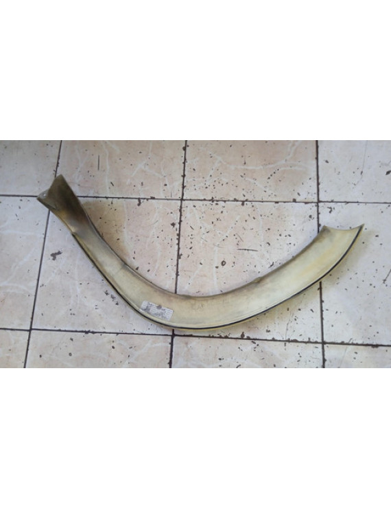 Moldura Paralama Dianteira Direita Duster 2009 - 2014
