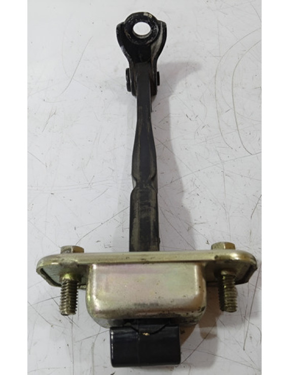 Limitador Porta Traseira Esquerda Lifan 530 2015 - 2018