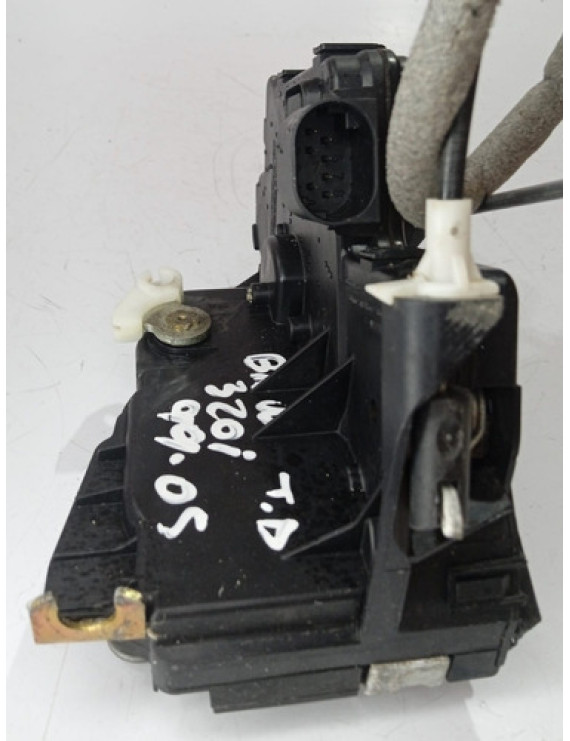 Fechadura Traseira Direita Bmw 320i 1999 -2005