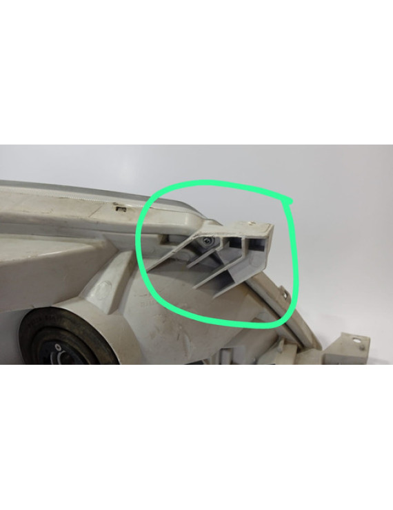 Farol Esquerdo Hilux Sw4 2004 - 2008 Detalhe Esquerdo/motorista