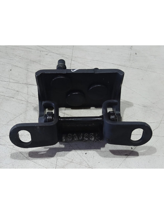 Dobradiça Tampa Traseira Ld Direito Volvo C30 2007 - 2012