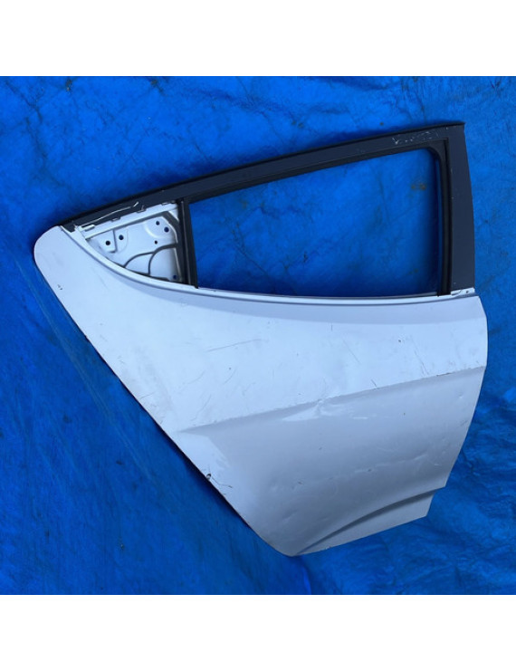 Porta Traseira Direita Veloster 2012 A 2015 Detalhe Traseira Direita Branco