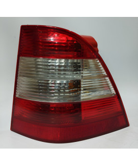 Lanterna Direita Mercedes Ml320 Ml500 2001 - 2006 Direito/passageiro Vermelho