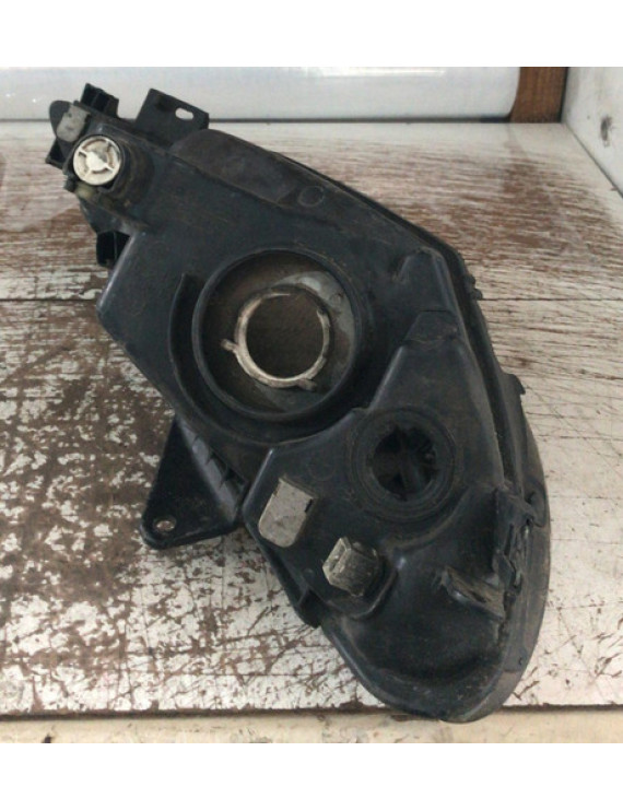 Farol Esquerdo Peugeot 206 1998 - 2003