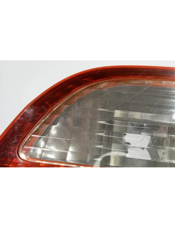 Lanterna Tampa Direita Honda Civic 1998 1999 2000 Direito/passageiro Vermelho / Âmbar / Claro