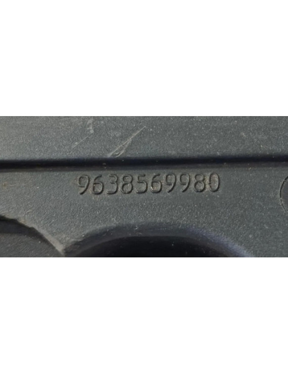 Tampa De Válvulas Peugeot 307 1.6 2007 - 2012 Preto