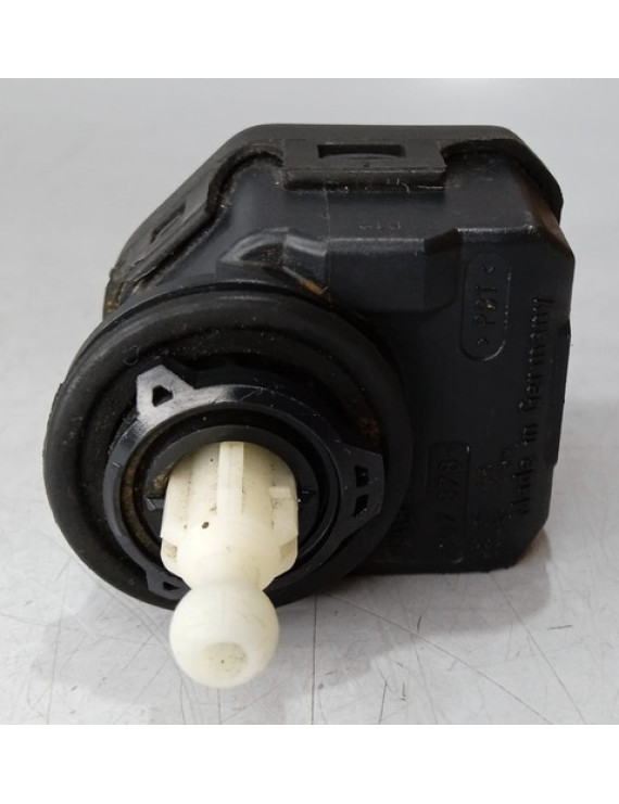 Motor Regulador Esquerdo Farol Up 2012 - 2017 8l0941295b