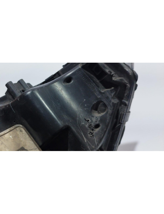 Farol Esquerdo Audi A5 2012 2013 2014 2015 / Detalhe