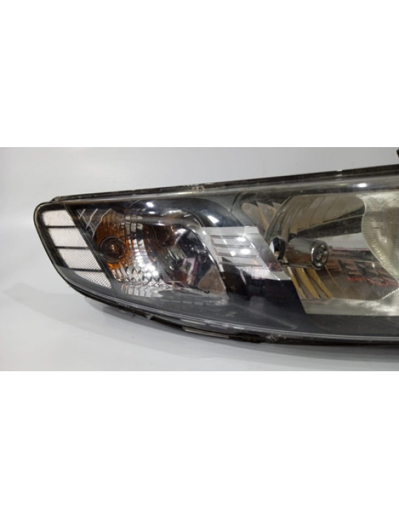 Farol Direito Kia Cerato 2009 2010 2011 2012 2013 Detalhe Direito/passageiro