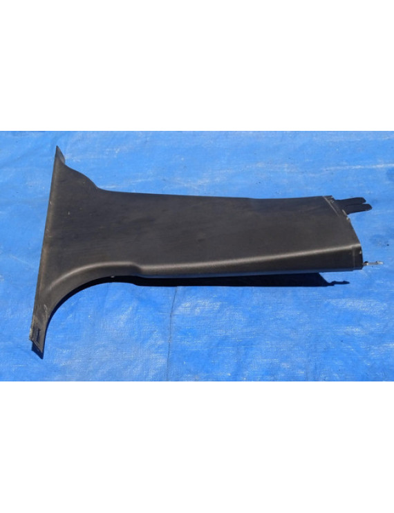Moldura Lateral Coluna Direita Volvo Xc60 2008 - 2015