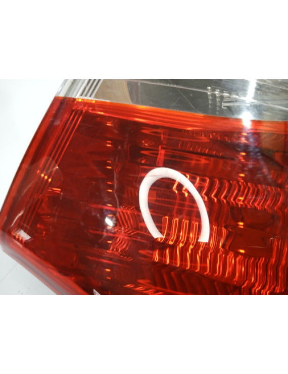 Lanterna Traseira Direito Hyundai Hb20 Hatch 2011 - 2015