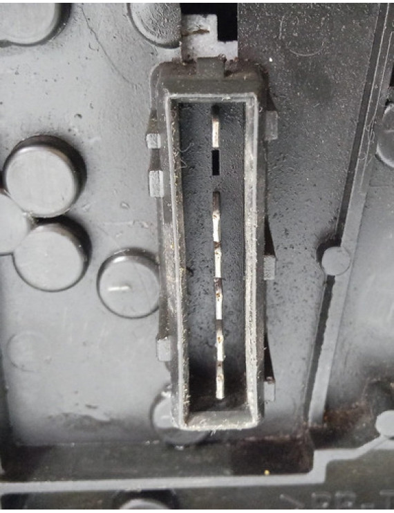 Lanterna Esquerda Peugeot 306 Hatch 1997 1998 1999 Esquerdo/motorista Vermelho