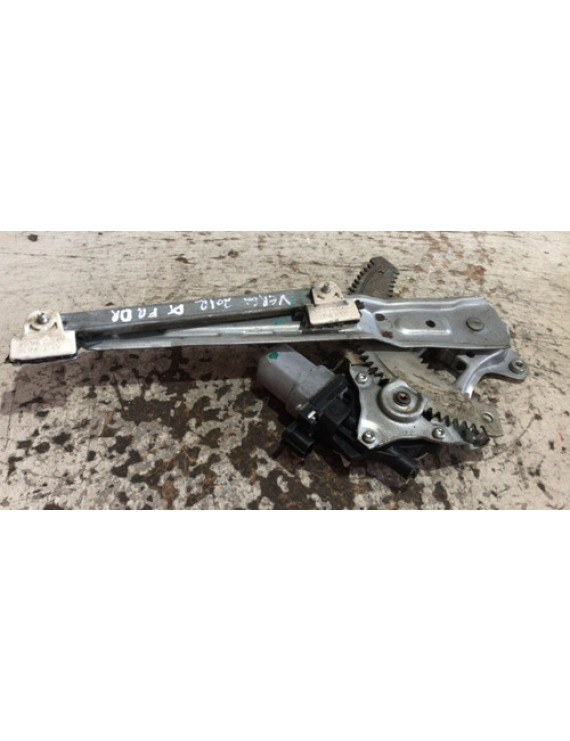 Máquina Vidro Traseiro Direito Nissan Tiida 2012