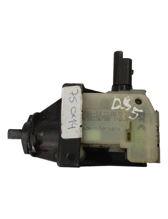 Trava Da Portinhola Tanque Citroen Ds5 2013  