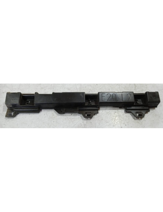 Suporte Do Parachoque Dianteiro Direito Bmw 135 2015