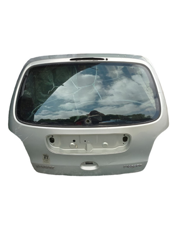 Tampa Traseira Megane Scenic 2000 - 2005 Detalhes  Prata