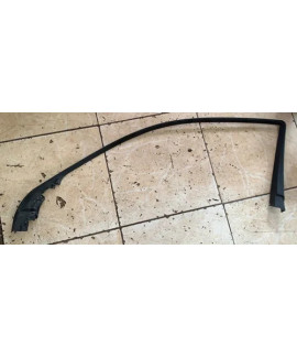 Moldura Interna Porta Diant Dir. Benz Clc 200 10 A2037250471 Preto Moldura Interna Porta Diant Dir. Benz Clc 200 10 A2037250471 Preto