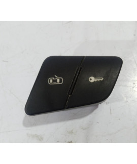 Botão Trava Da Porta Dianteira Esquerda Passat 2005 - 2009