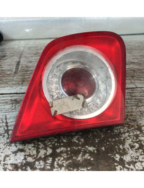Lanterna Tampa Traseira Jetta Esquerda 2007 - 2010