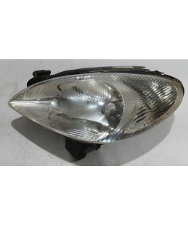 Farol Esquerdo Xsara Picasso 2006 Detalhe Esquerdo/motorista