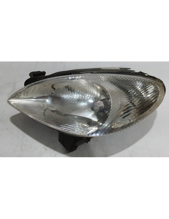 Farol Esquerdo Xsara Picasso 2006 Detalhe Esquerdo/motorista