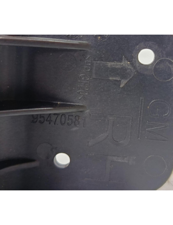 Suporte Forro Porta Dianteiro Direito Tracker 2015