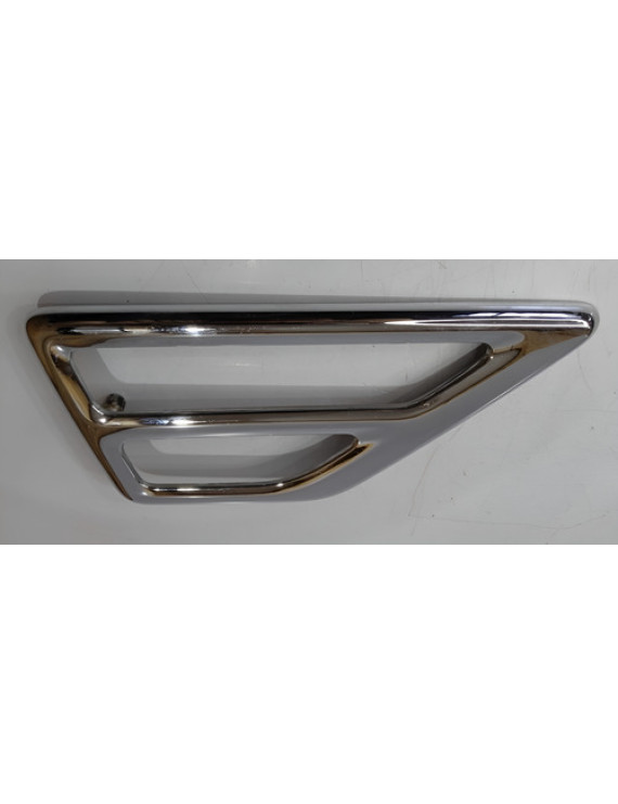 Moldura Entrada De Ar Paralama Direito Pajero Full 2014 2015 Prateado