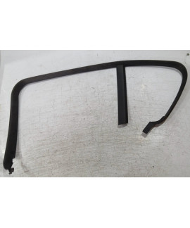 Moldura Porta Traseira Direita Bmw 135i 2015