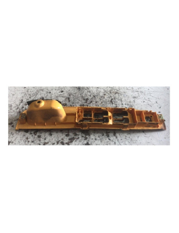 Moldura Comando Vidro Dianteira Esquerda Kia Optima 2001