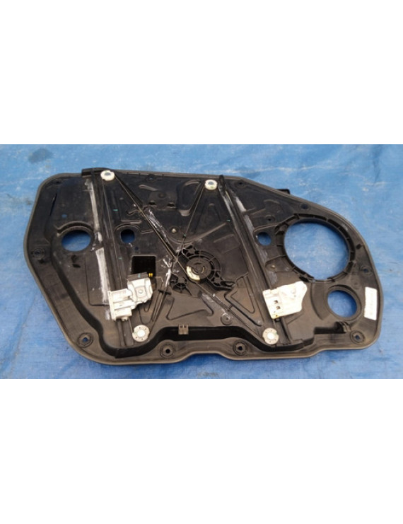 Máquina De Vidro Dianteira Direita Cerato 2014 - 2019