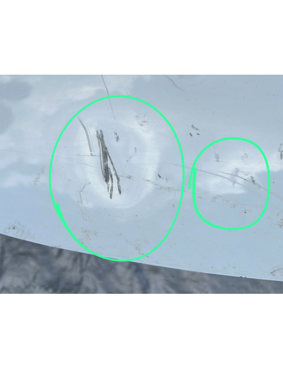 Capô Sandero 2007 2008 2009 10 2011 2012 2013 2014 / Detalhe