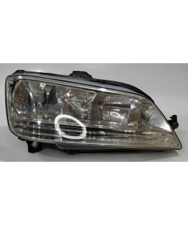 Farol Direito Fiat Ideia 2005 2006 07 08 2009 2010 / Detalhe Direito/passageiro