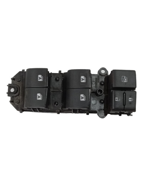 Botão Comando De Vidro Dianteiro Esquerdo Hilux 2016 - 2023