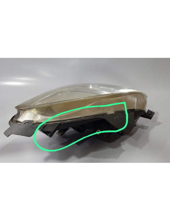 Farol Esquerdo Xsara Picasso 2007 2008 2009 2010 Esquerdo/motorista