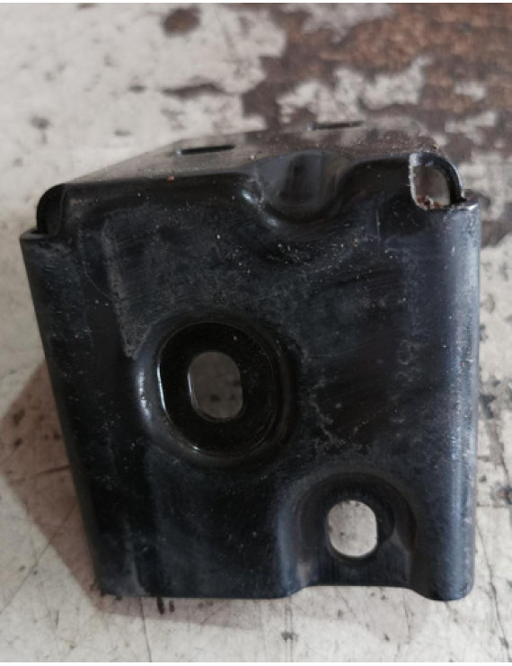 Angulo De Fixação Lado Direito Mercedes C180 C300 2015