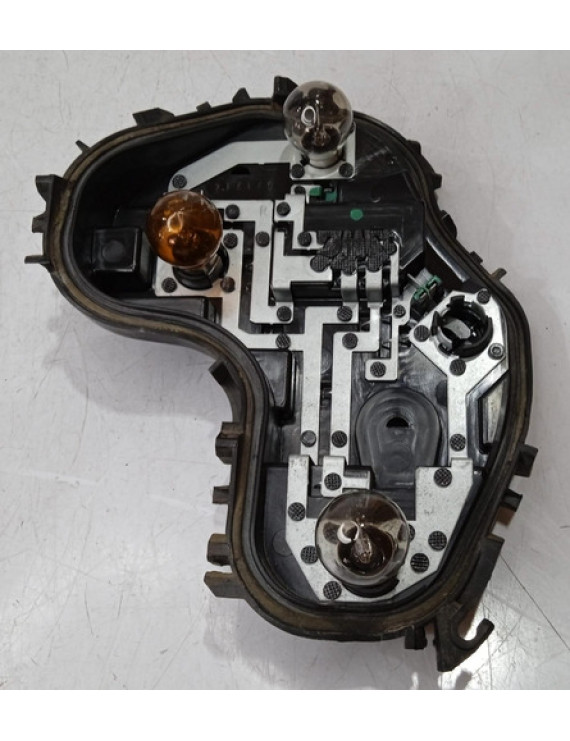 Circuito Lanterna Direita Bmw 135 2015