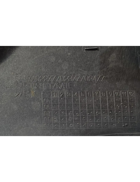 Moldura Aplique Tampa Traseira Outlander 2007 - 2010 Preto