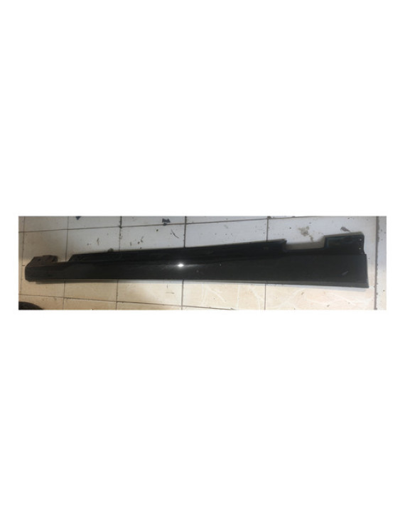 Spoiler Lateral Lado Direito Mercedes Benz E250 2014 Preto