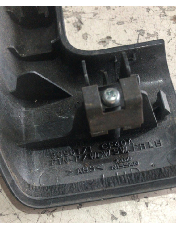Moldura Do Comando De Vidro Nissan 350z 2009 / 80961