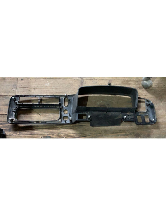 Moldura Painel Central Pajero Sport 2000 / Mr240712