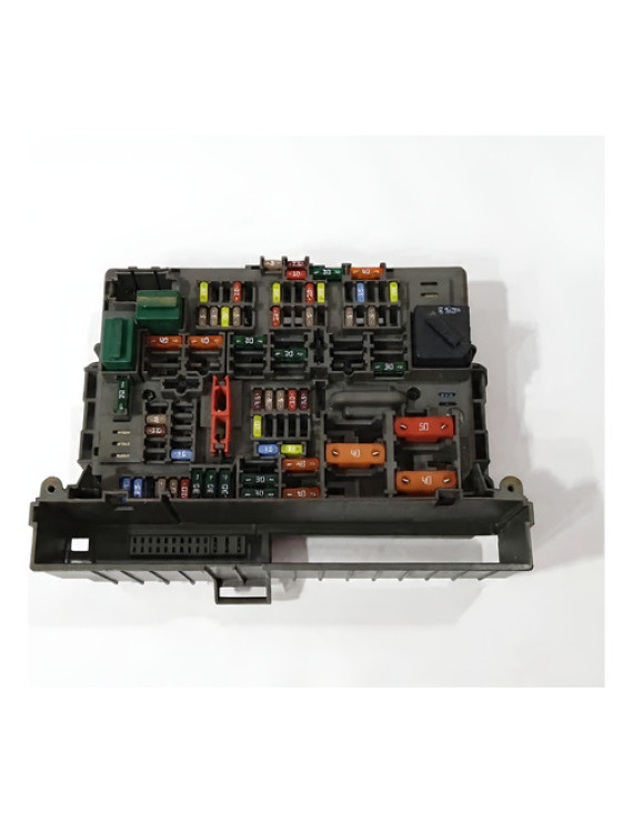 Caixa Fusíveis 118i 320i 2006 2007 2008 / 9119445-02