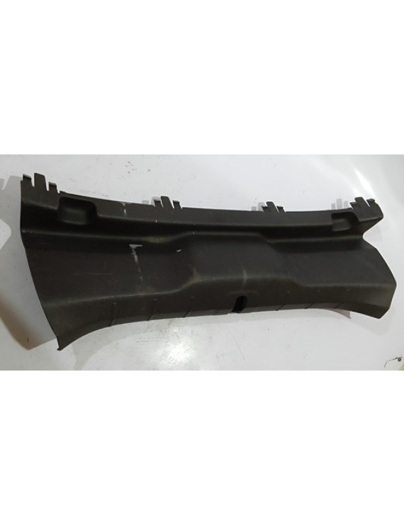 Soleira Porta Malas Volvo C30 2008 - 2012 / Detalhe Preto