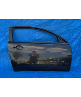 Porta Dianteira Direita Volvo C30 2007 A 2013 Avaria