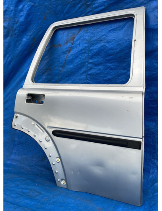 Porta Traseira Direita Freelander 1 2001 - 2006 Detalhes