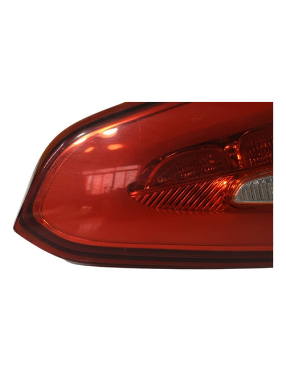 Lanterna Esquerda Tampa Cerato 2014 2015 2016 2017 Esquerdo/motorista Vermelho