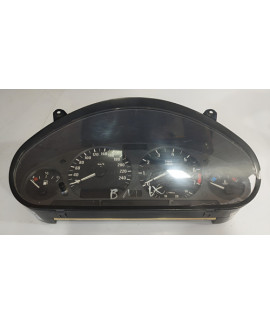 Painel De Instrumentos Bmw 318 2000 Manual / 8363748 Avaria Preto