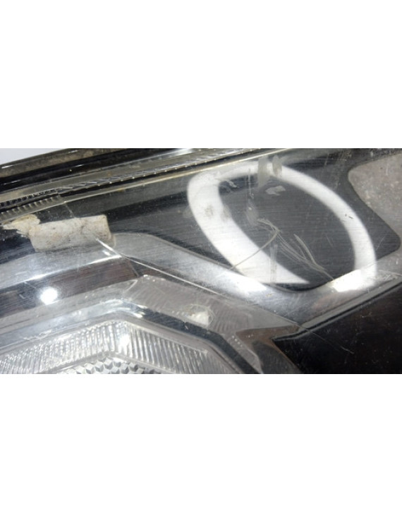 Farol Dianteiro Direito Kia Soul 2009 - 2012 / Avarias