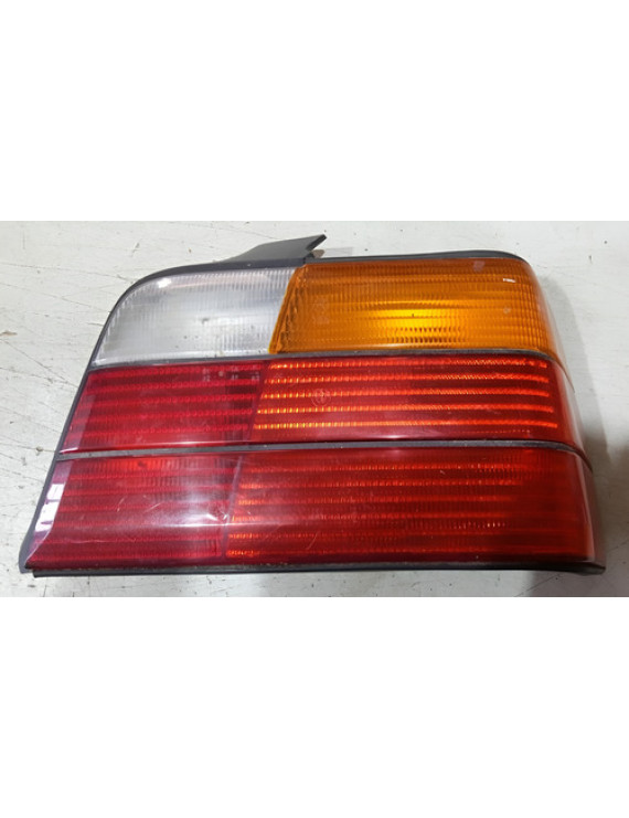 Lanterna Direita Bmw 320i 1992 - 1998 Direito Tricolor