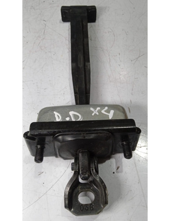 Limitador Da Porta Dianteira Direita X4 2008 - 2015