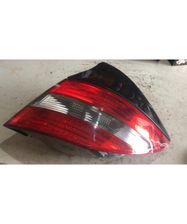 Lanterna Lado Direito Mercedes Benz Clc 200 2009 / Detalhe